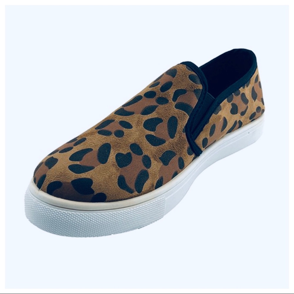 #34 ✨ONE DAY SALE✨Leopard slip on sneakers - Picture 4 of 4